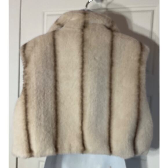 White House Black Market Beige Faux Fur Stripped Cropped Drawcord Hip Vest S - Picture 4 of 9